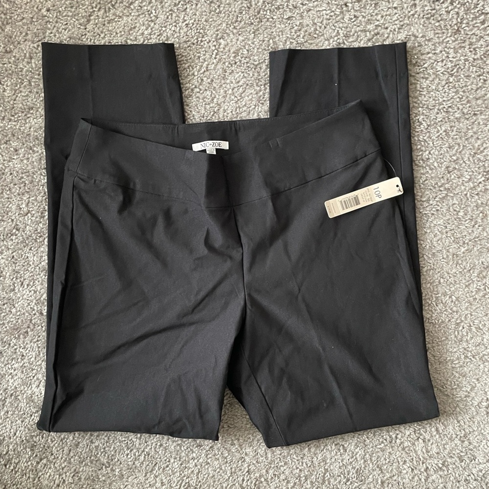 NIC+ZOE Black Cropped Ankle Pants